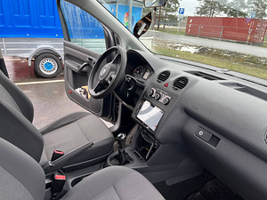 Volkswagen caddy (7 foto / 9)
