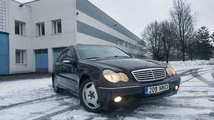 Компрессор mb c200 Atm с отказом радиатора Üv 2023 05 (2 фото из 9)