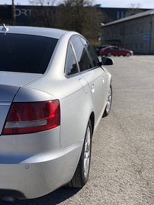 Audi A6C6 Quattro (4 foto / 14)