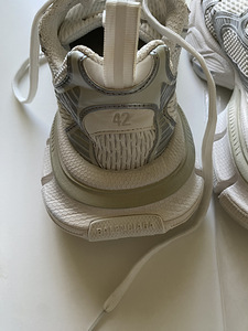 Balenciaga 3XL (2 foto / 3)