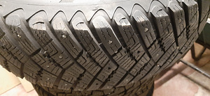 Kia Sportage диски + резина (3 фото из 3)