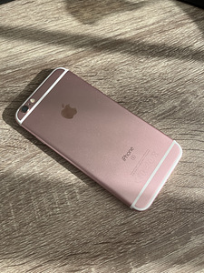 iPhone SE2020 osade jaoks/varuosade jaoks (2 foto / 3)
