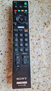 Televiisor SONY BRAVIA 32" puldiga! (4 foto / 4)