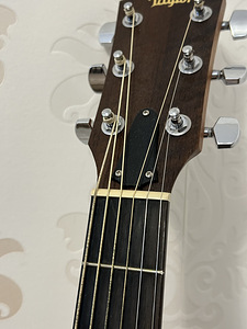 Гитара "Taylor academy 10" (4 фото из 9)