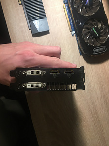 Видеокарта gtx 750ti (2 фото из 2)