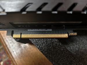 Asus Tuf Gaming rx 6700 xt 12GB (1 foto / 3)