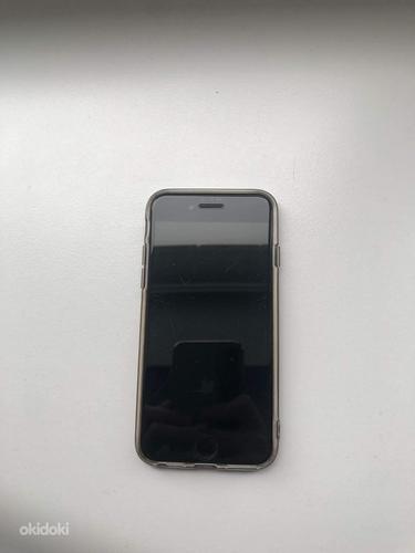 iPhone SE 2020 128 ГБ (фото #1)