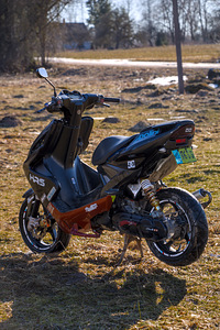 Yamaha Aerox 2004 (4 foto / 10)