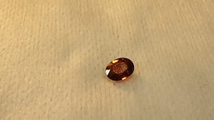 Granaat; loomulik; 1,31 ct; spessartiin; VS; Namiibia; ovaal (5 foto / 10)