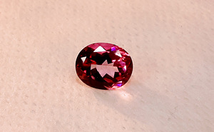 Topaas; loomulik; 4,82 ct; roosa; IF; katmine; Brasiilia. (5 foto / 10)