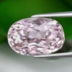 Kunziit; natuur;7,48ct; hele virsiku-roosa; KUI!; Afganistan (1 foto / 9)