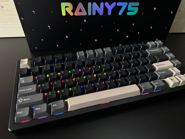 Rainy 75 Keyboard Anodized Black Pro (RGB / FR4 / Silver SUS