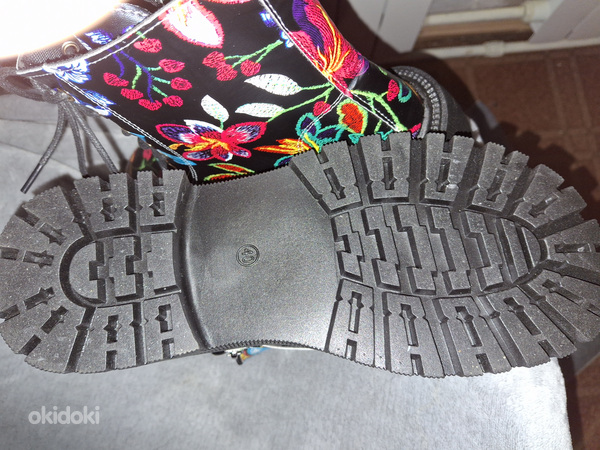 Ботинки