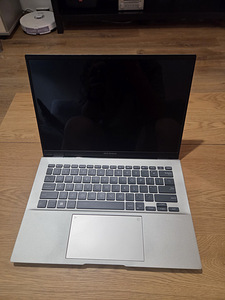 Asus Zenbook 14 Oled (UX3402Z) (1 foto / 8)