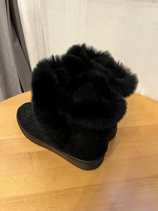 Зимние сапоги (3 фото из 5)