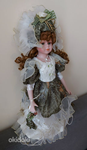 Фарфоровая кукла 43 см. (фото #2)