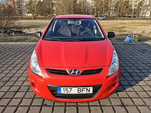 HYUNDAI I20 (1 foto / 14)