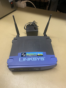 Роутер/ LINKSYS router (3 фото из 5)