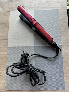 Выпрямитель для волос Philips (3 фото из 3)