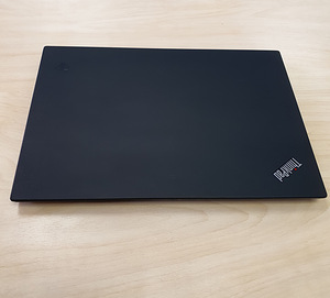 Lenovo ThinkPad T490 14" FHD, Core i5-8265U (2 foto / 8)