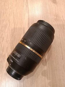 Tamron SP 70-300mm (2 foto / 3)