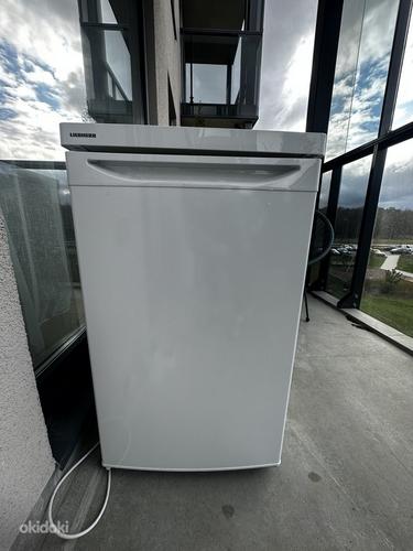 Liebherr, 121 л, высота 85 см, белый -Мини холодильник (фото #1)