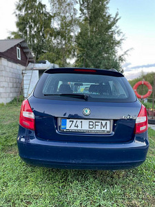 Skoda fabia (4 foto / 9)