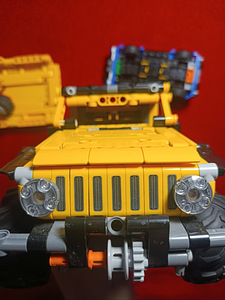 Lego Jeep Wrangler, Police Car, детали от трактора John Deere (5 фото из 10)