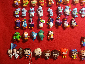 Erinevad Kinder minifiguurid (3 foto / 5)