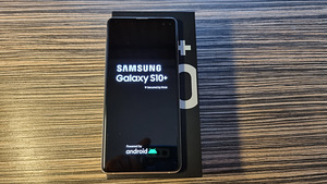 Samsung Galaxy S10+ (1 foto / 3)