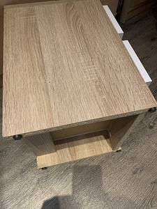 Прикроватный комод (3 фото из 5)