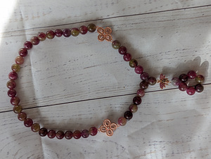 Украшения из камня (3 фото из 6)
