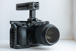 Sony A6500 + Sigma 30mm F1.4 DC DN + Smallrig cage (2 foto / 10)