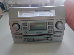 Toyota Corolla verso raadio (3 foto / 3)