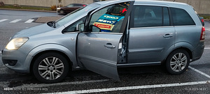 Opel Zafira B 2010 (2 foto / 15)