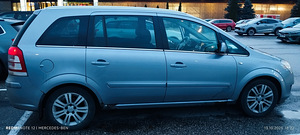 Opel Zafira B 2010 (3 foto / 15)