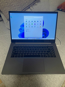 Xiaomi Mi laptop (1 foto / 10)