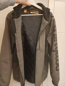 ThirtyTwo Santa Cruz Charcoal Merchant Snowboarding Jacket (2 foto / 4)