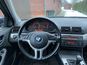 BMW 325i 141kw (8 foto / 10)