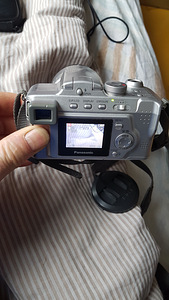 Panasonic dmc-fz24 (2 foto / 6)