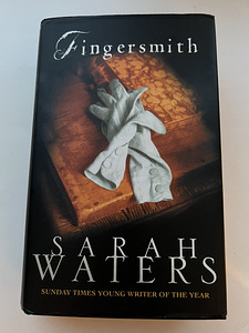 Fingersmith by Sarah Waters (1 foto / 3)