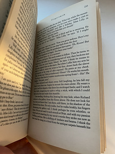 Fingersmith by Sarah Waters (3 foto / 3)