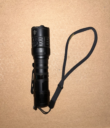 Nitecore P23i