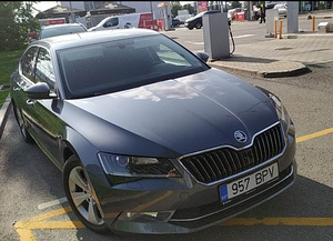 Skoda Superb 2016 1.8 benzin. (1 foto / 14)