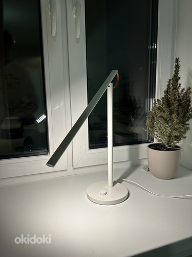 Xiaomi Mi LED Desk Lamp 1S White (фото #2)