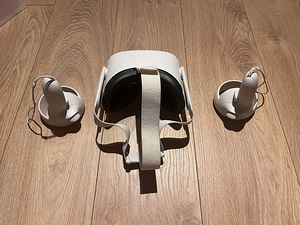 Oculus Quest 2 128gb (4 фото из 5)