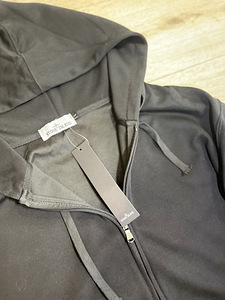 Must Stone Island lukuga dressipluus L (2 foto / 5)
