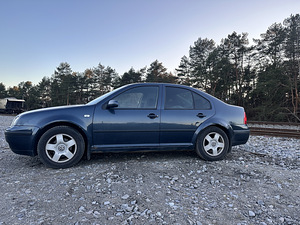 Volkswagen Bora 1,6 2005 (5 foto / 14)