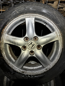Зимние шины 205/55/R16 (1 фото из 5)