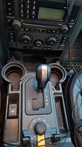 Land rover discovery 3 2007a (7 foto / 7)